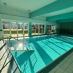 Grubhof Schlosspark, Chalet-stil Mit Pool Und Bergblick Apartment Sankt Martin bei Lofer