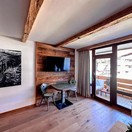 Grubhof Schlosspark, Chalet-stil Mit Pool Und Bergblick Apartment Sankt Martin bei Lofer