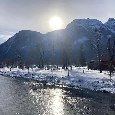 Grubhof Schlosspark, Chalet-stil Mit Pool Und Bergblick Apartament