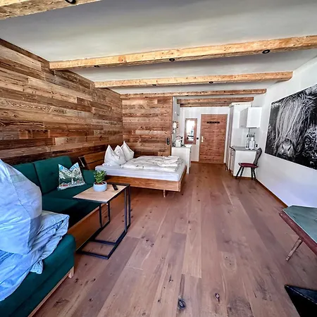 Grubhof Schlosspark, Chalet-stil Mit Pool Und Bergblick Apartment